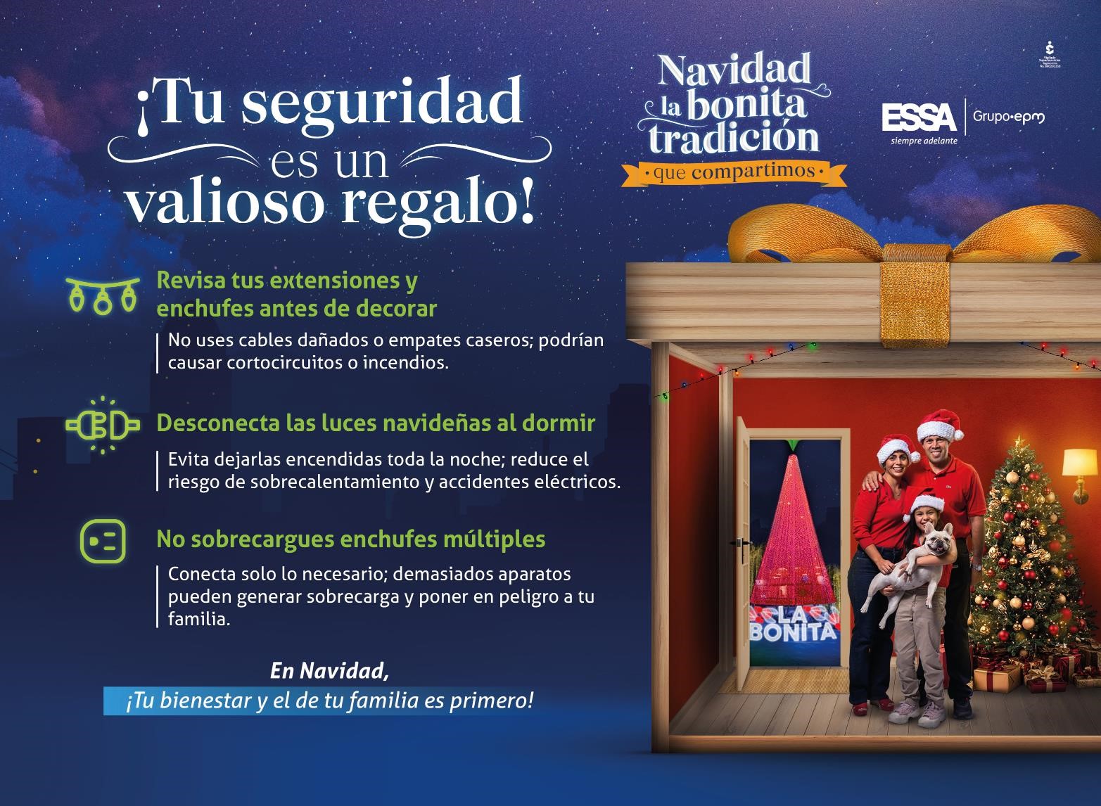 Familia dentro de una casa decorada con Navidad Familia dentro de una casa decorada con Navidad